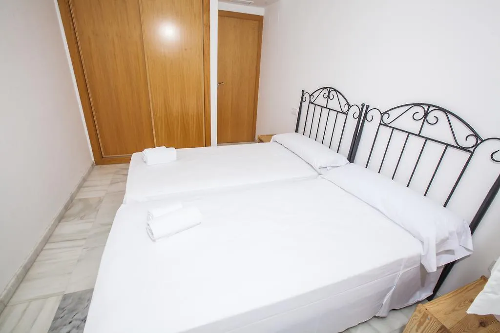 Apartamentos Turisticos Resort De Nerja Daire